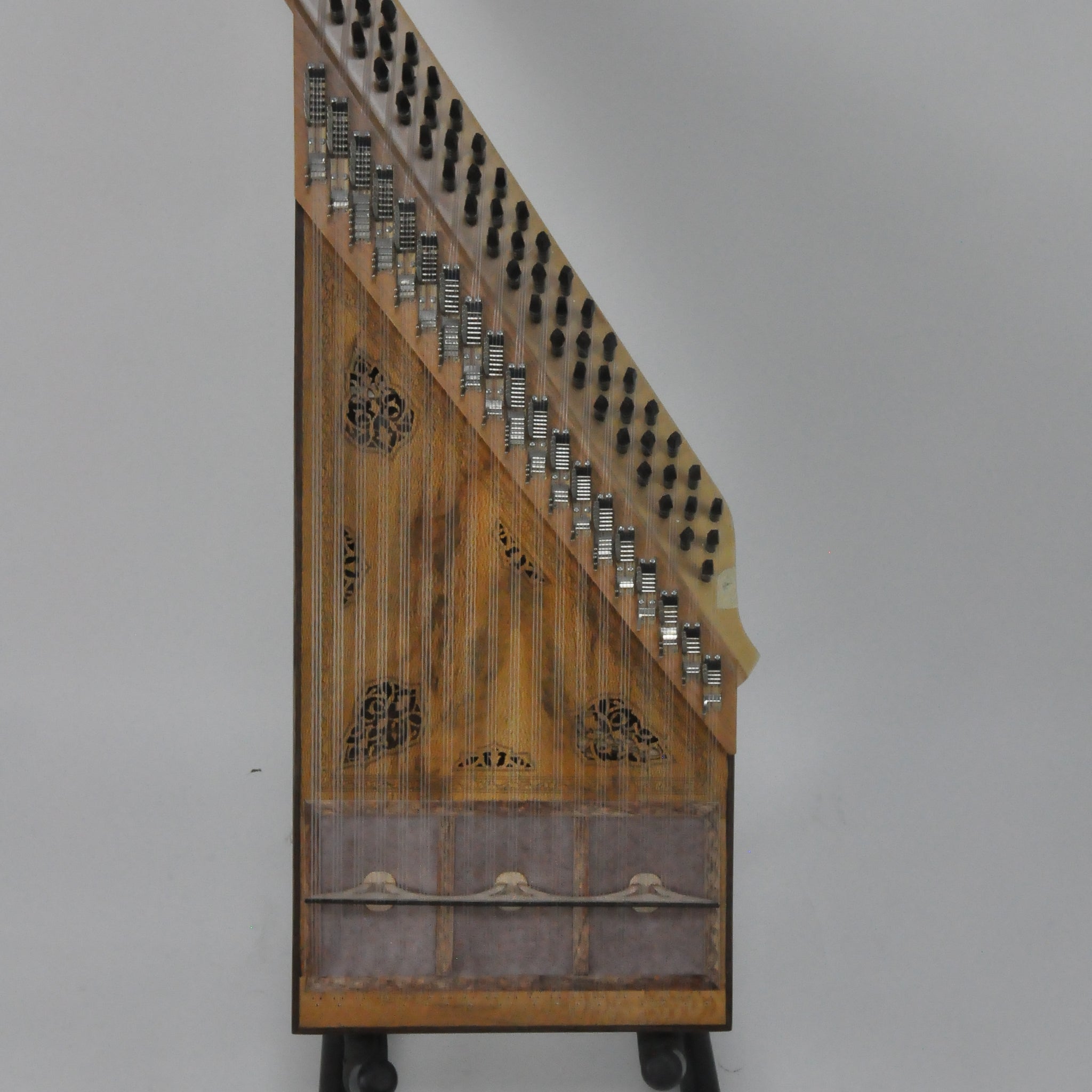 كانون مقاس الطفل